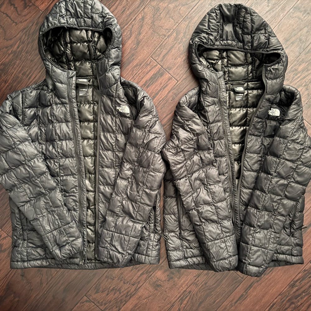 The North Face Men’s THERMOBALL Hooded Jacket Black.